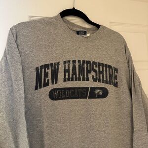New Hampshire Wildcats Gray Sweatshirt